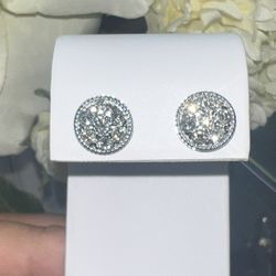 Round Diamond Cluster Earrings 