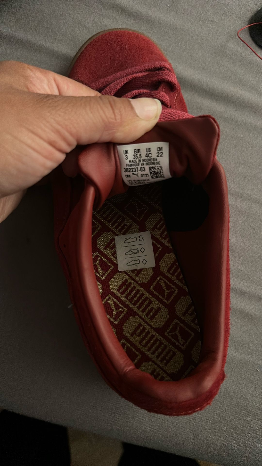Pumas Size 4 For Kids