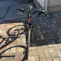 26 Inch Hyper Mountain Bike 