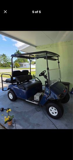 EZ GO 2002 golf cart