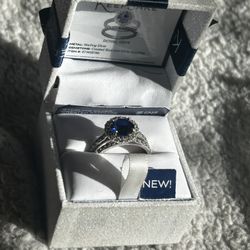 Silver Gem Ring Size 7
