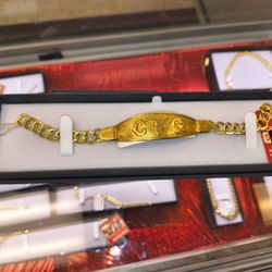 Id Bracelet With C N G 