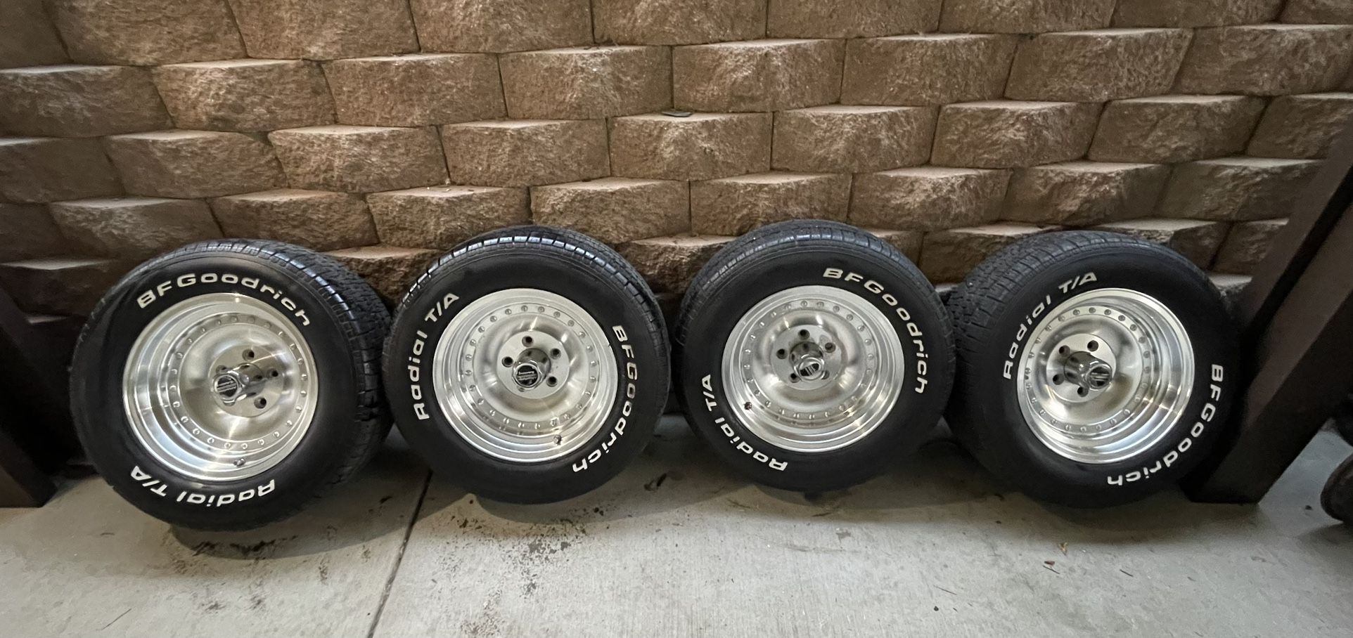 American Racing Wheels & Tires