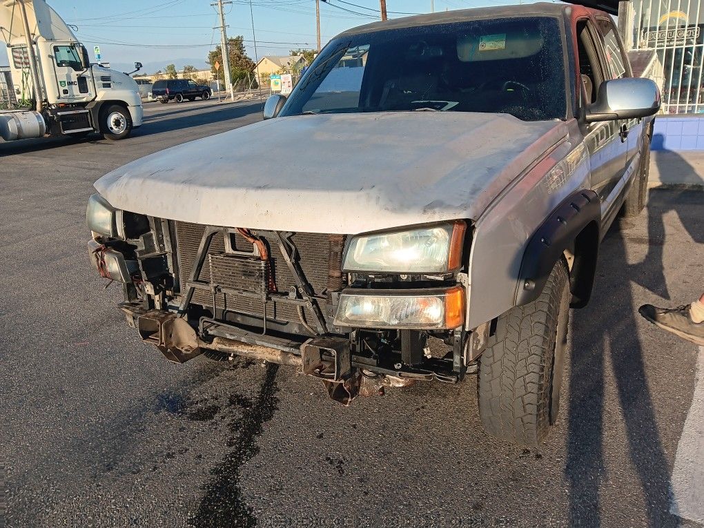 2006 Chevy Silverado 5.3 Engine transmission & Transfer case 4x4