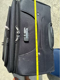 2 New Large Suit cases