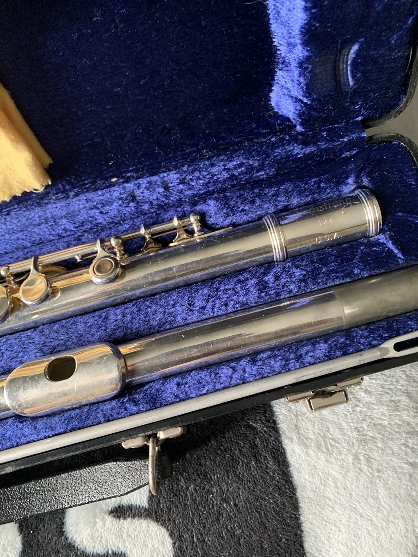 Armstong flute 104