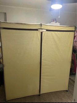 Portable closet