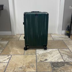 Green Jingpin Suitcase 24Hx 17W x 11D