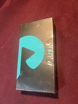 PlugPlay Play Battery & Charger