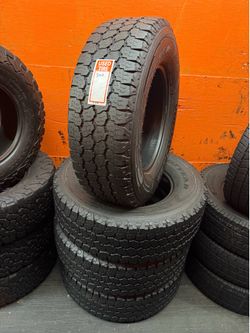275/70R18 Goodyear Wrangler Kevlar A/T Full Set of 4 Tires