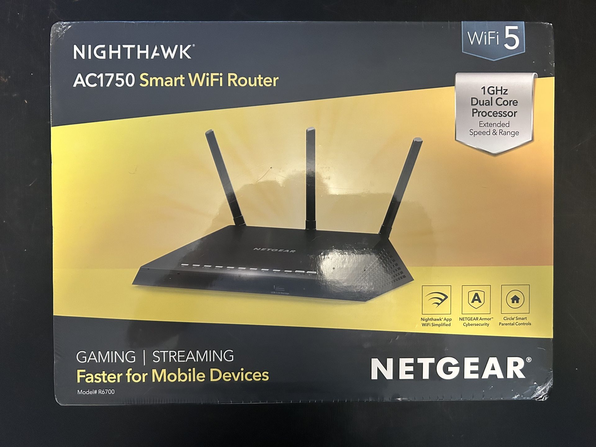 Brand New NETGEAR Nighthawk Router AC1750 Smart WiFi