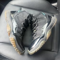 Jordan 11 Gamma Size 9 Used