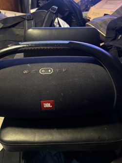 JBL Boombox 2