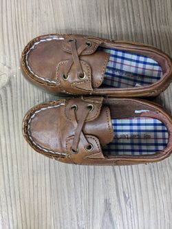 Carters Toddler Shoes Size 8