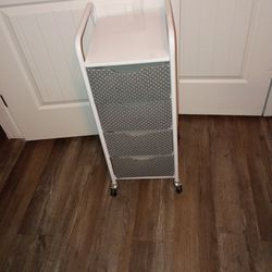 Rolling Cart Great Condition 