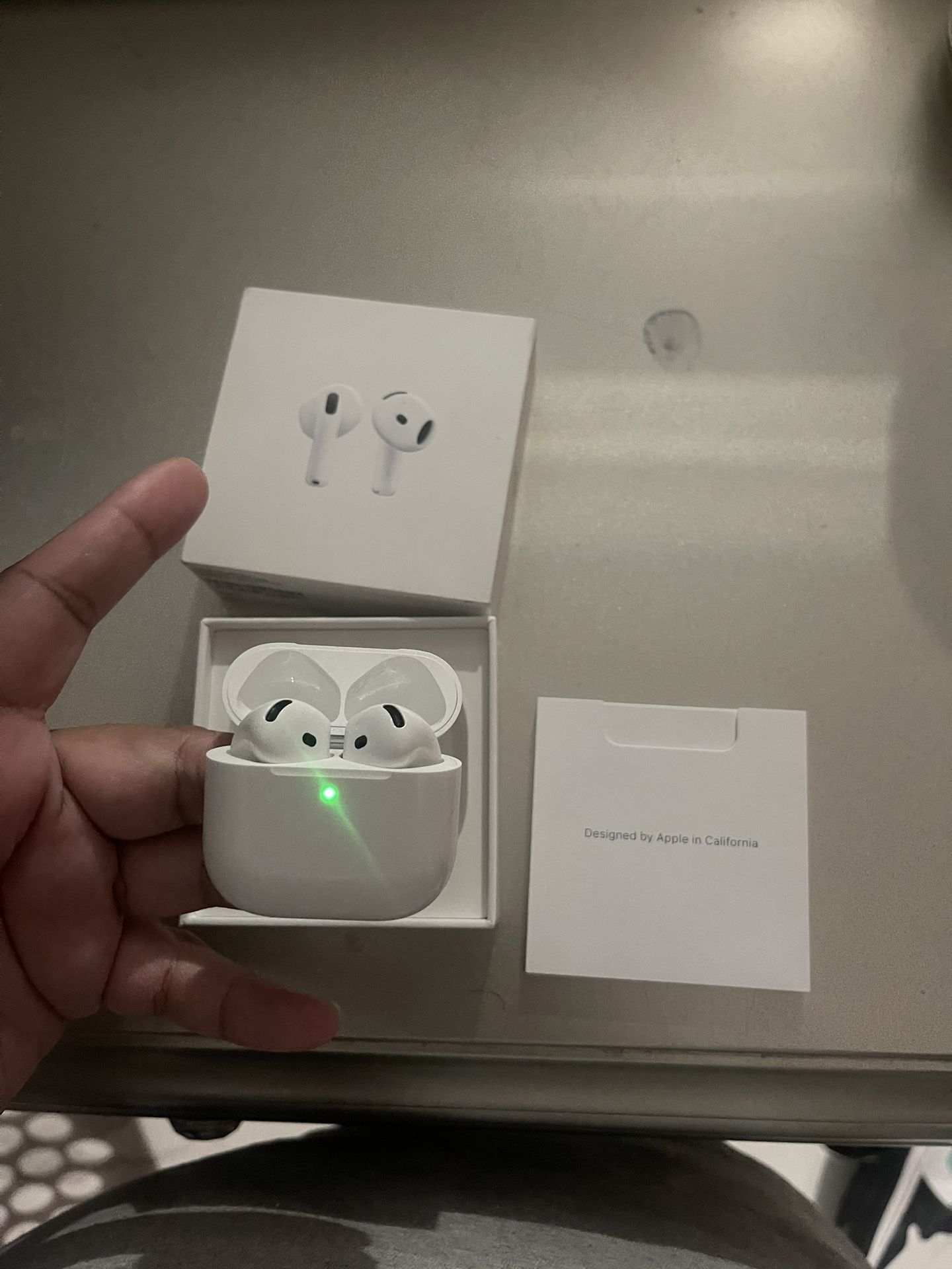 Airpod 4