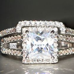 New 18k White Gold Wedding Ring Set 