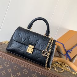 New Ladies 𝐥𝐨𝐮𝐢𝐬 𝐯𝐮𝐢𝐭𝐭𝐨𝐧 bag for sale 