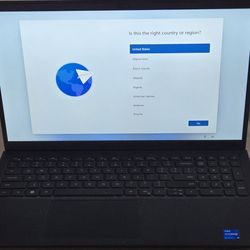 Dell 3520 Touchscreen  11th Gen 4.5GHz CORE i5 Iris Xe Graphics 16GB DDR4 RAM 512GB NVMe M.2 SSD+500GB SATA SSD Windows 11 BOOM!