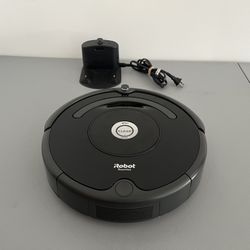 iRobot Roomba 675 And Coredy R750 Vacuums 