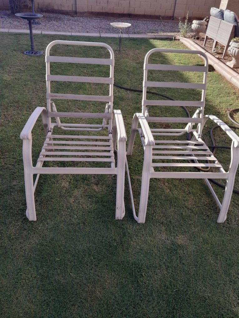 2 Outdoor Metal Patio Chairs Adjustable Backs Stackable