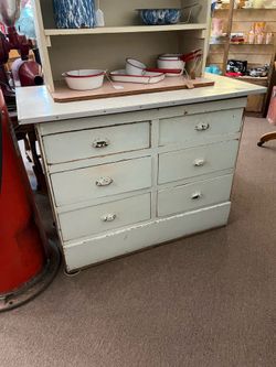 Primitive kitchen island