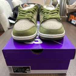 Nike Dunk Low SB Yuto Horigame Matcha Size 11.5 Brand New