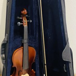 Full-Size Violin – GREAT Condition + Accessories 🎻
