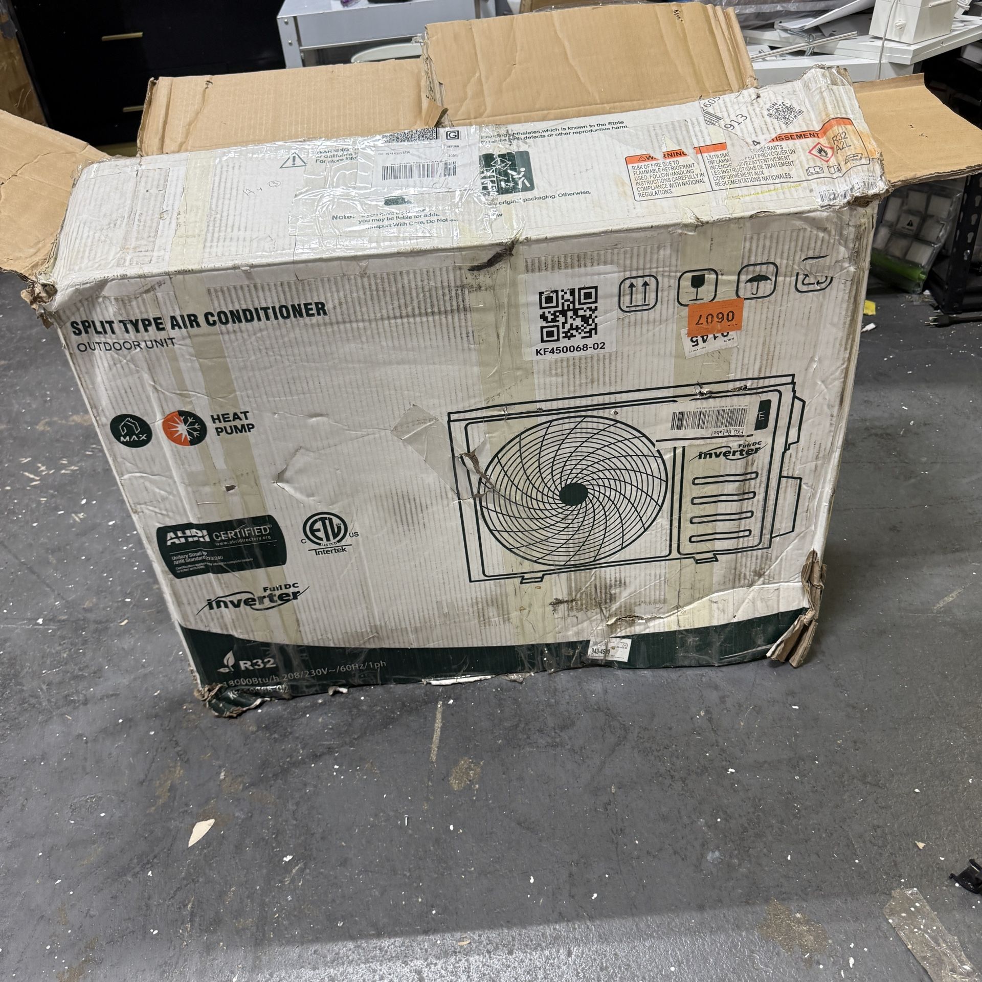 System only 18000 BTU Mini Split Air Conditioner Ductless Inverter Heat Pump, 208-230V 17SEER2, Min Split AC/Heating System, White, 450068-02