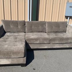 Sectional Couch 