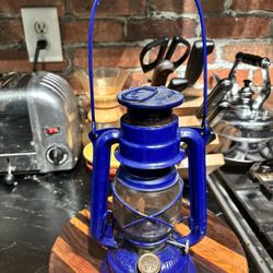 Vintage DIETZ Original Blue Hurricane Oil Lamp