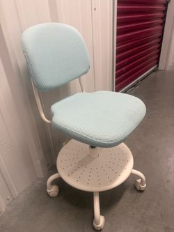 Cute Little Swivel Chair on Casters – Adjustable Height and Back
