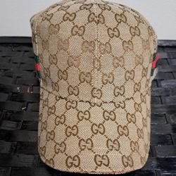 Gucci Hat Unisex Like New 