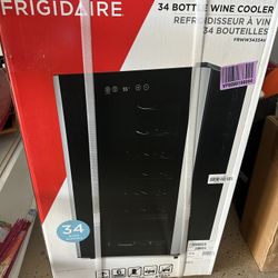 Frigidaire 34 Bottle Wine Cooler NEW