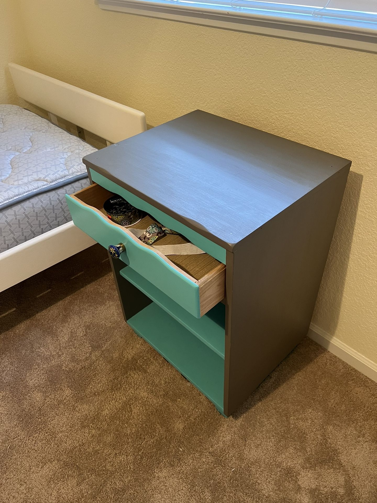 Wood Dresser