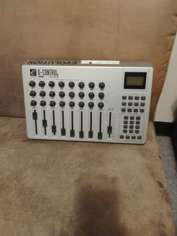Evolution U-Control UC-33