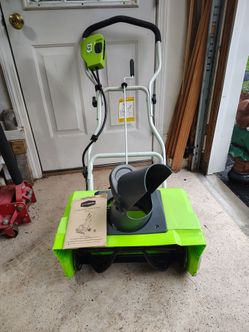 Greenworks Electric Snow Blower