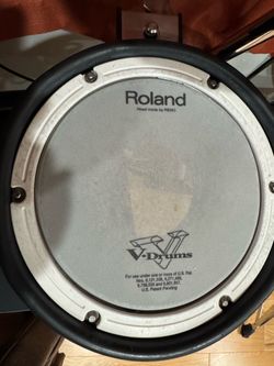 Roland electronic drumset and alesis speaker