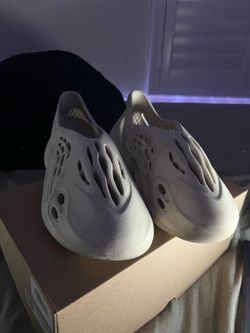 yeezy foam runners sand