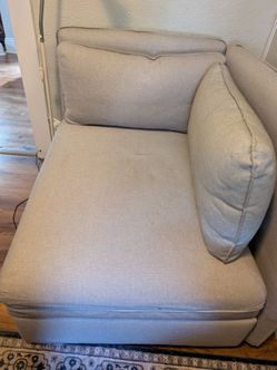 Comfy chair with pull out bed