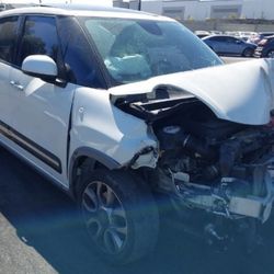 2015 Fiat 500L Trekking 68k Miles For Parts