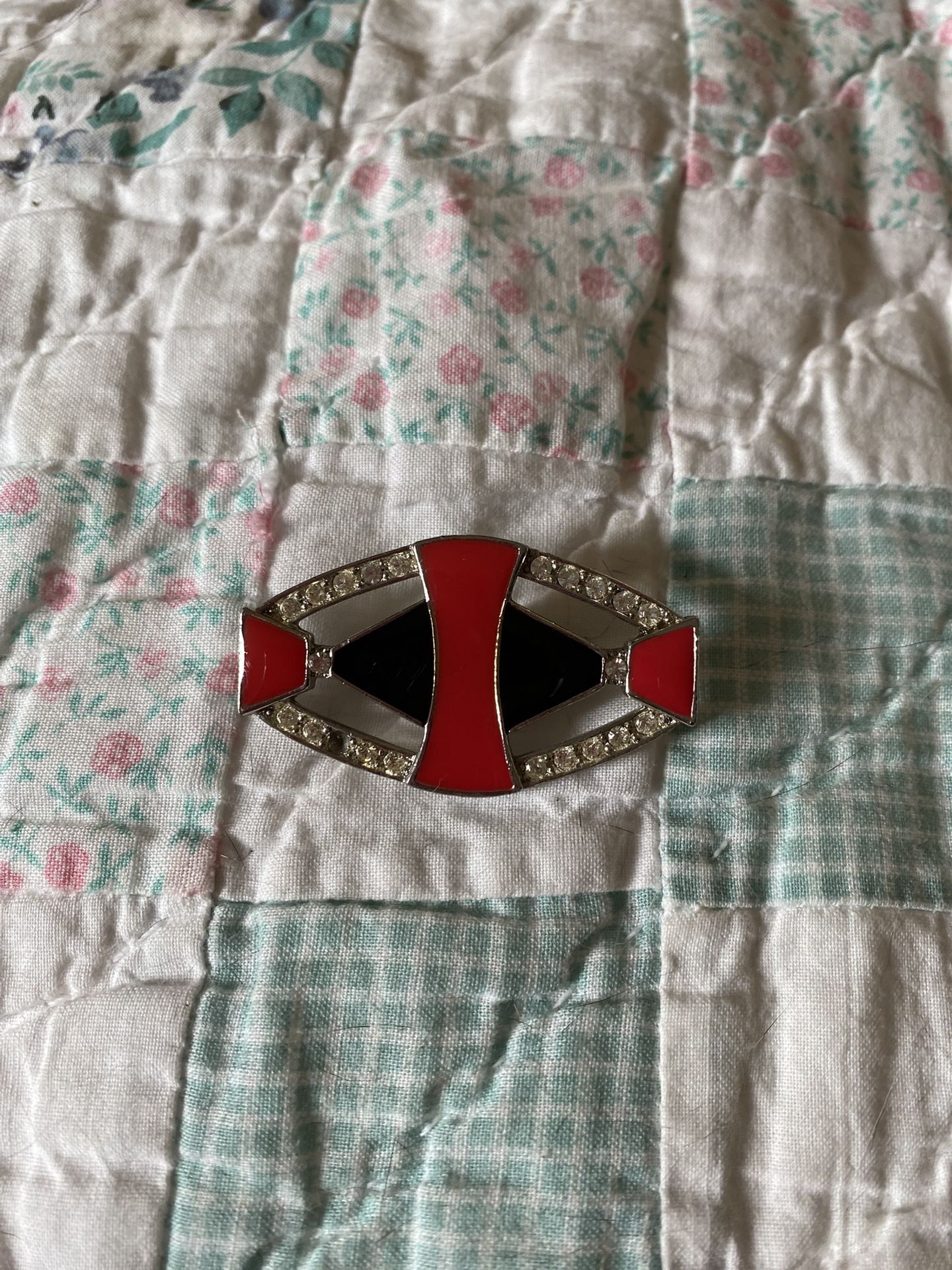 Vintage Red And Black Enameled Silvertone Brooch Pin