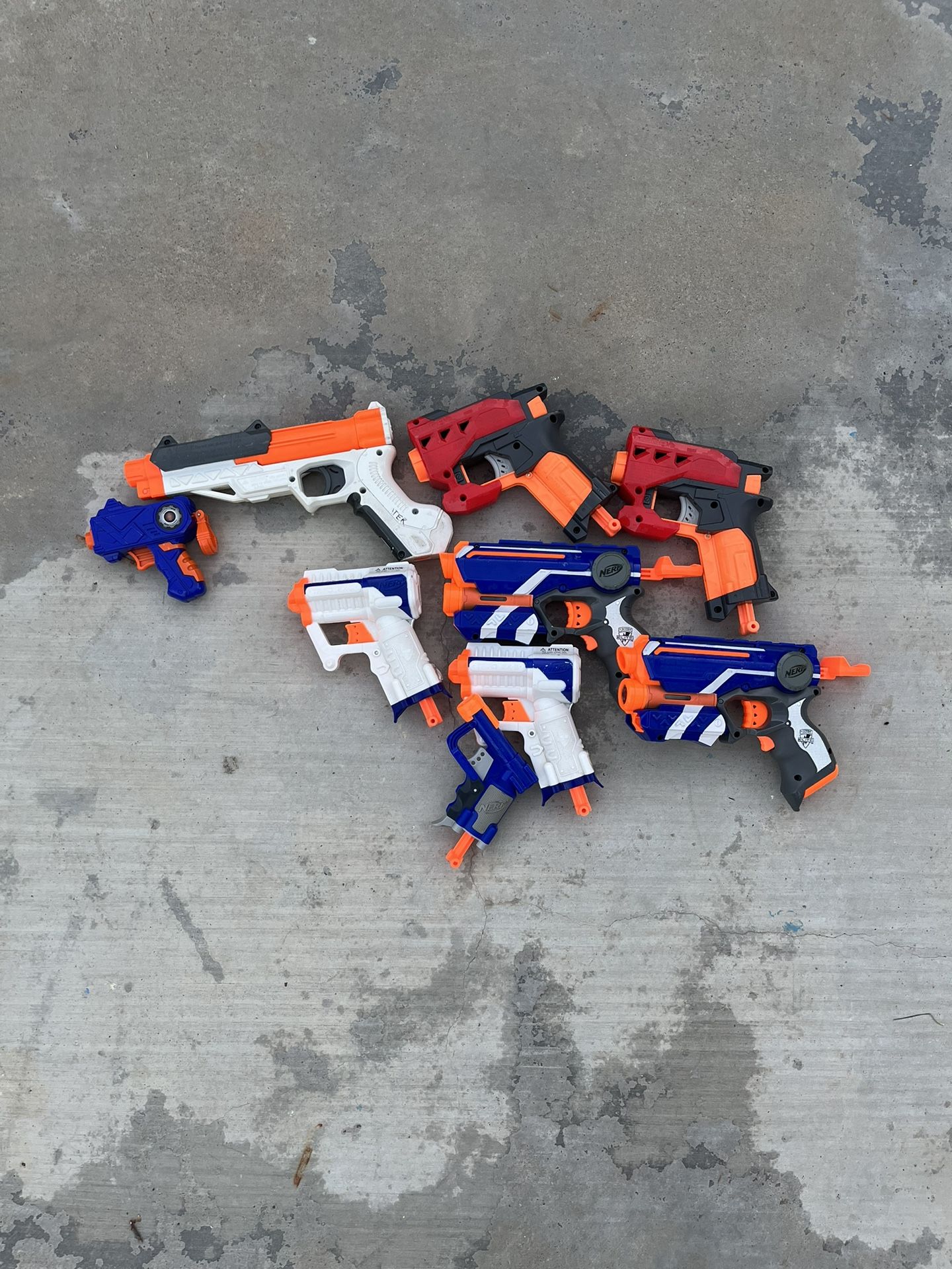 Bundle of Nerf Gun Pistols
