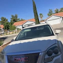 2011 GMC Acadia