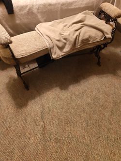 Rod Iron Kidney Shape Bench