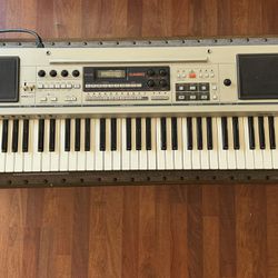1983 Vintage  Casio Casiontone 7000 keyboard piano