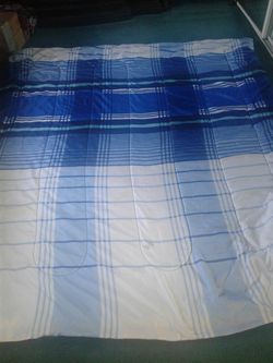 Comforter COVERING!!!