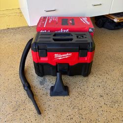 Milwaukee M18 18-Volt 2 Gal. Lithium-Ion Cordless Wet/Dry Vacuum (Vacuum-Only)