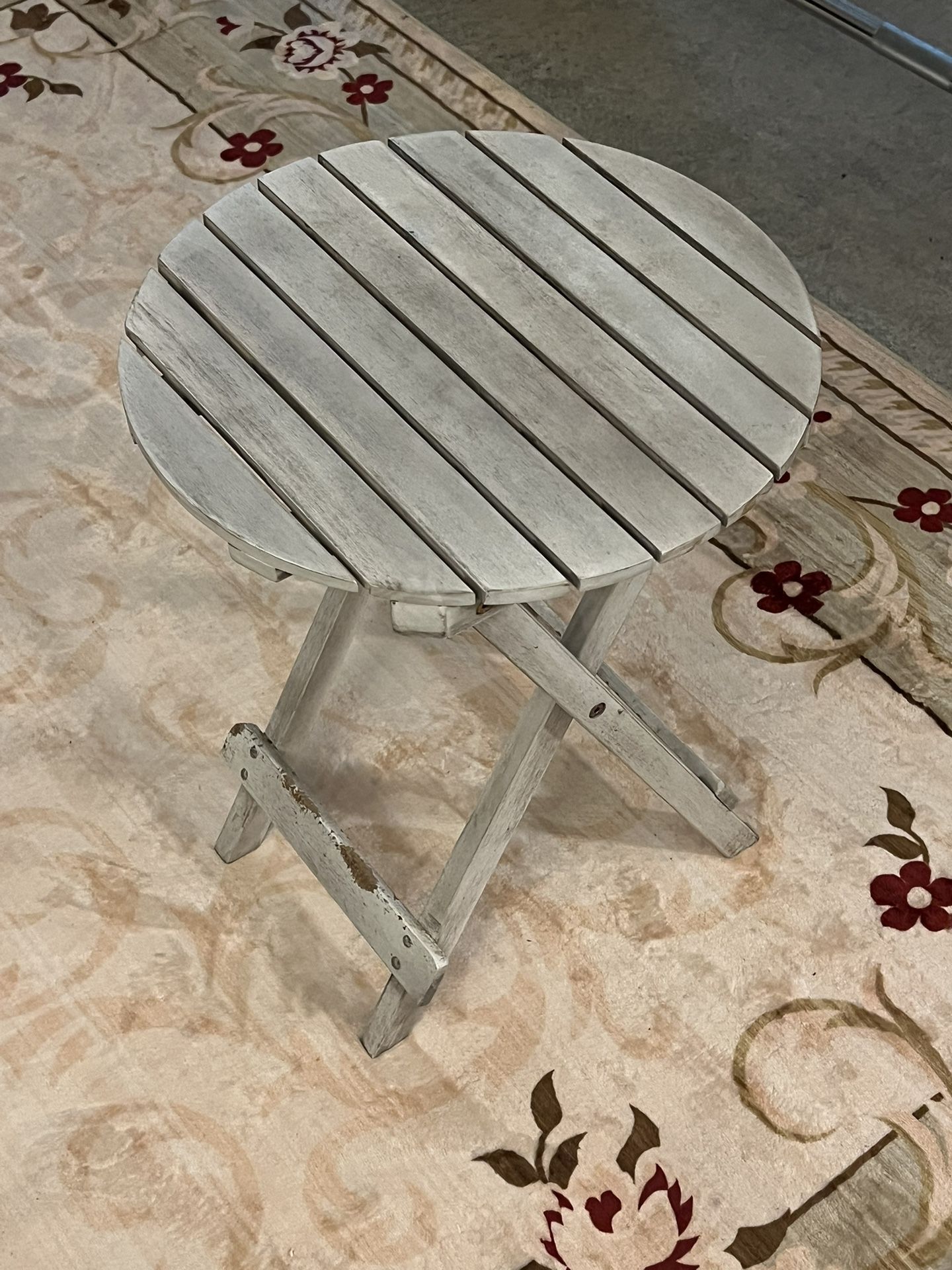 Small Collapsible Wooden table