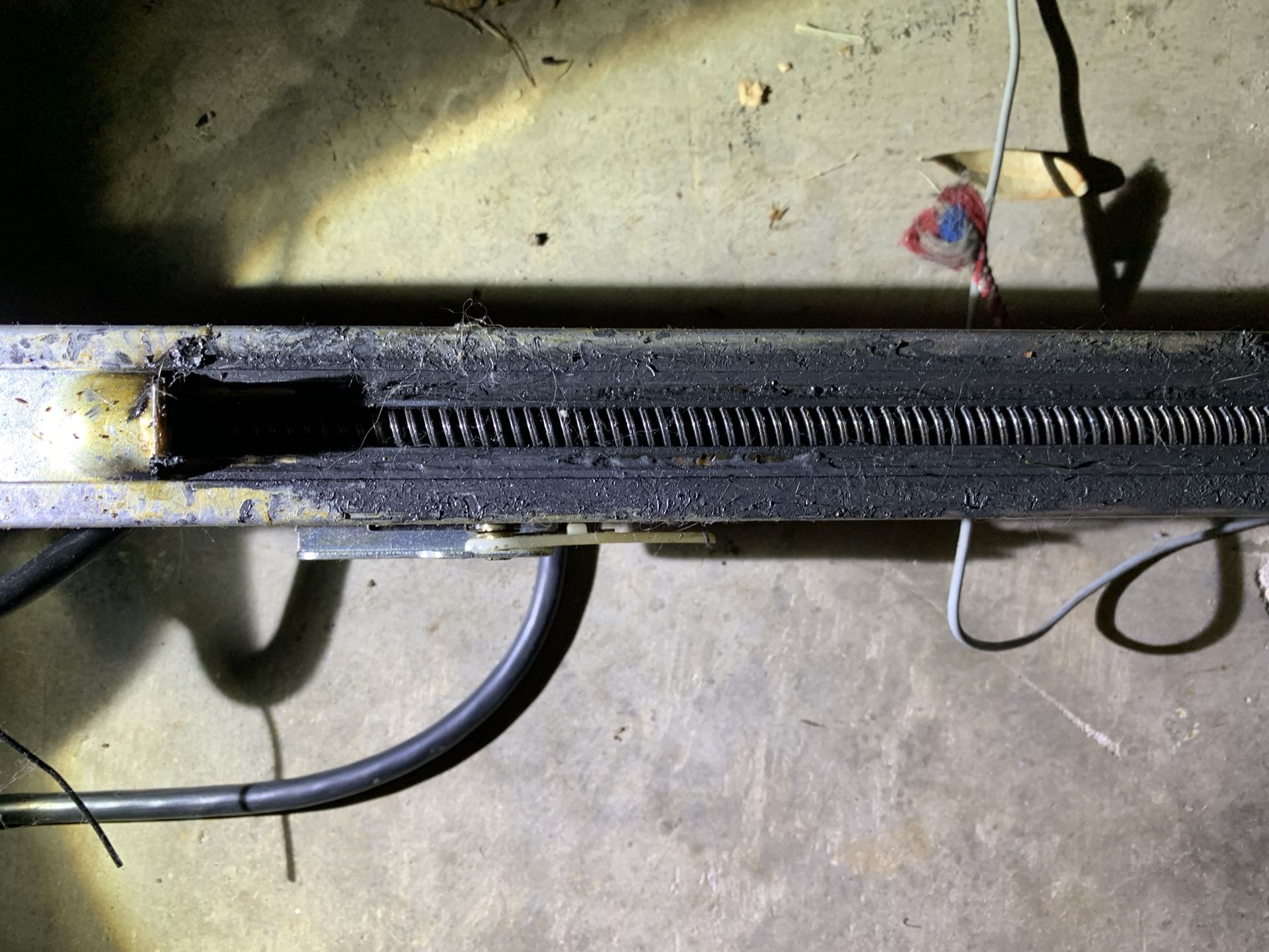 Genie Intellicode Screw Drive Door Opener for Sale in Haltom City, TX